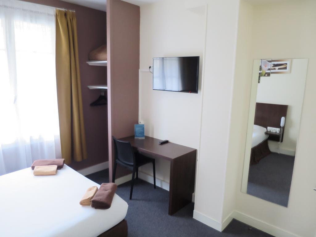 Hotel De La Paix Καν Δωμάτιο φωτογραφία