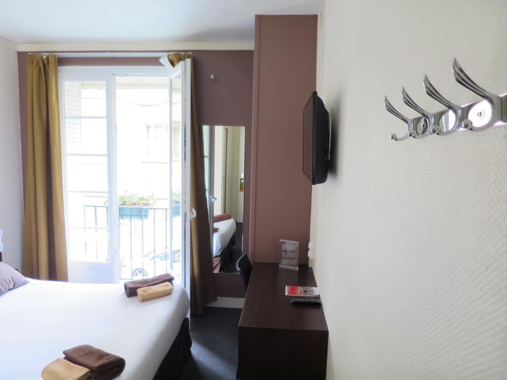 Hotel De La Paix Καν Δωμάτιο φωτογραφία
