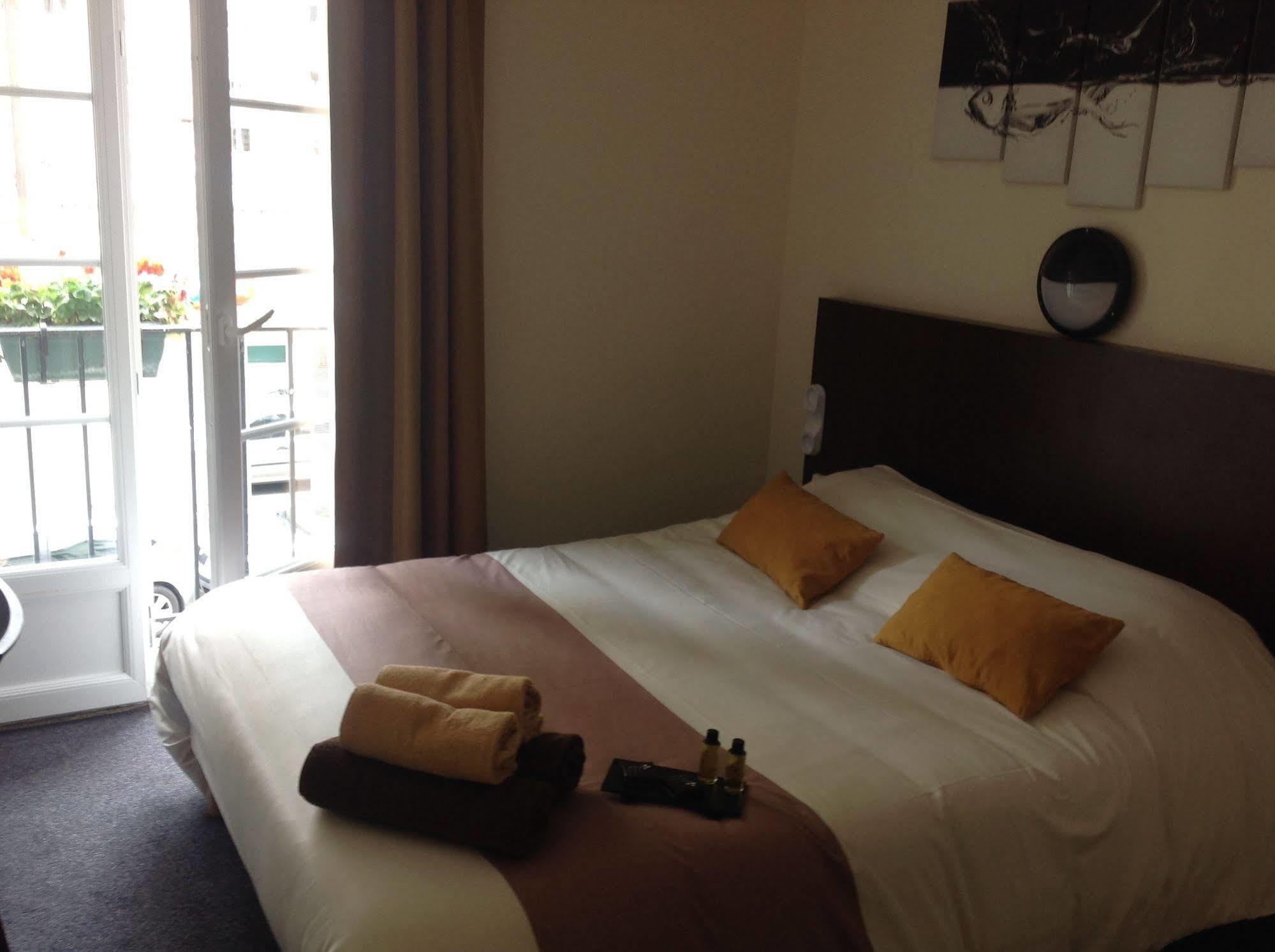 Hotel De La Paix Καν Εξωτερικό φωτογραφία