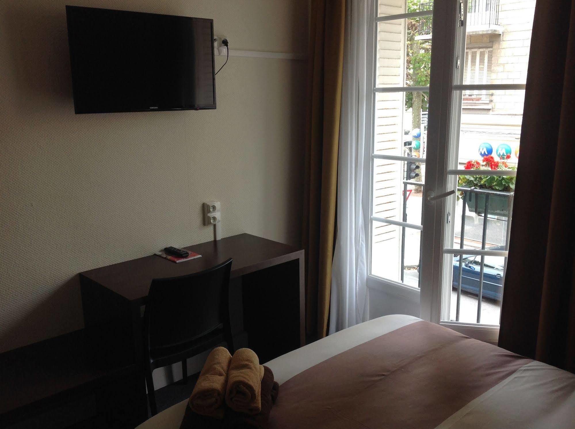 Hotel De La Paix Καν Εξωτερικό φωτογραφία